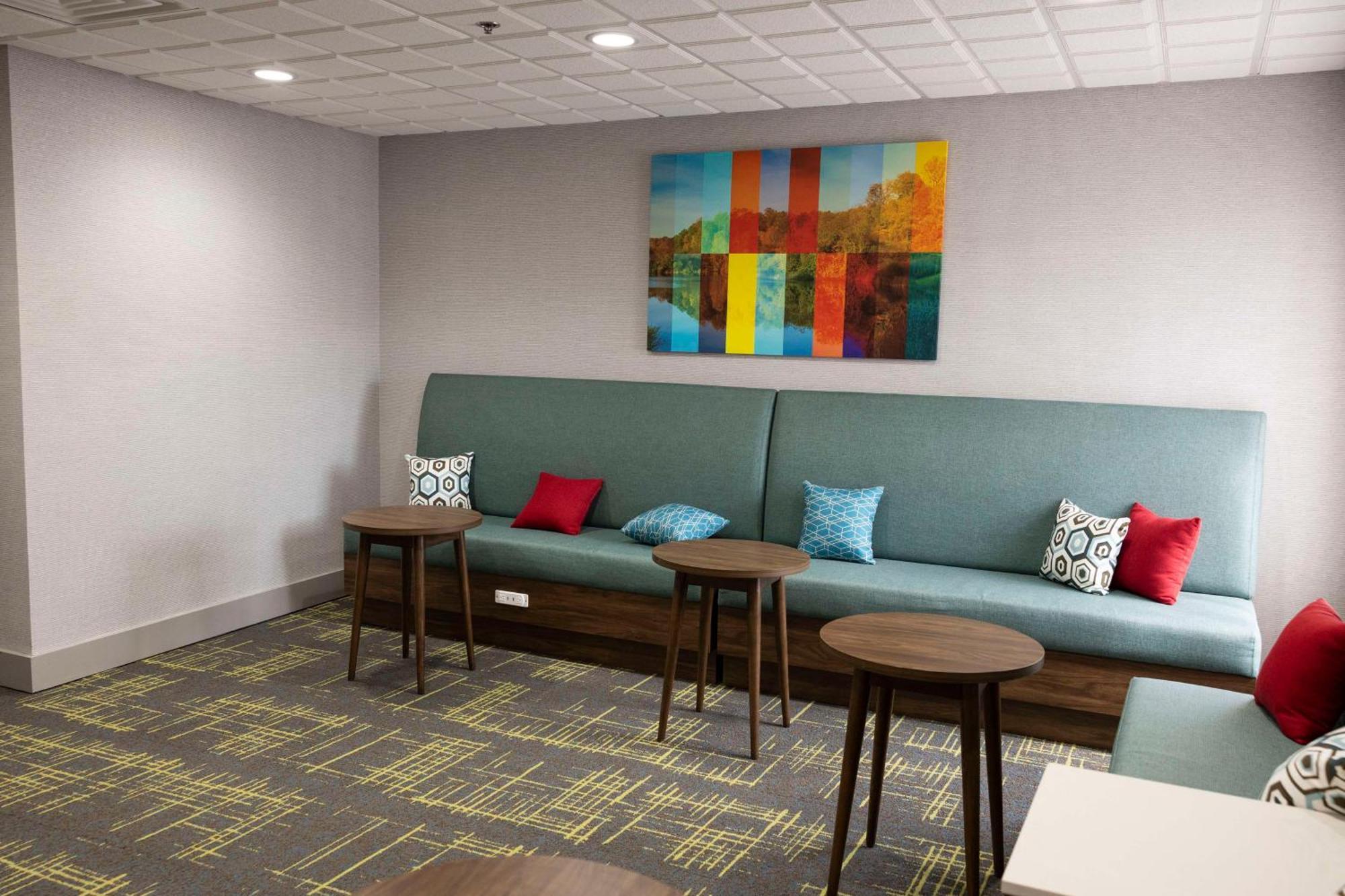 Hampton Inn Kent/Akron Area Εξωτερικό φωτογραφία