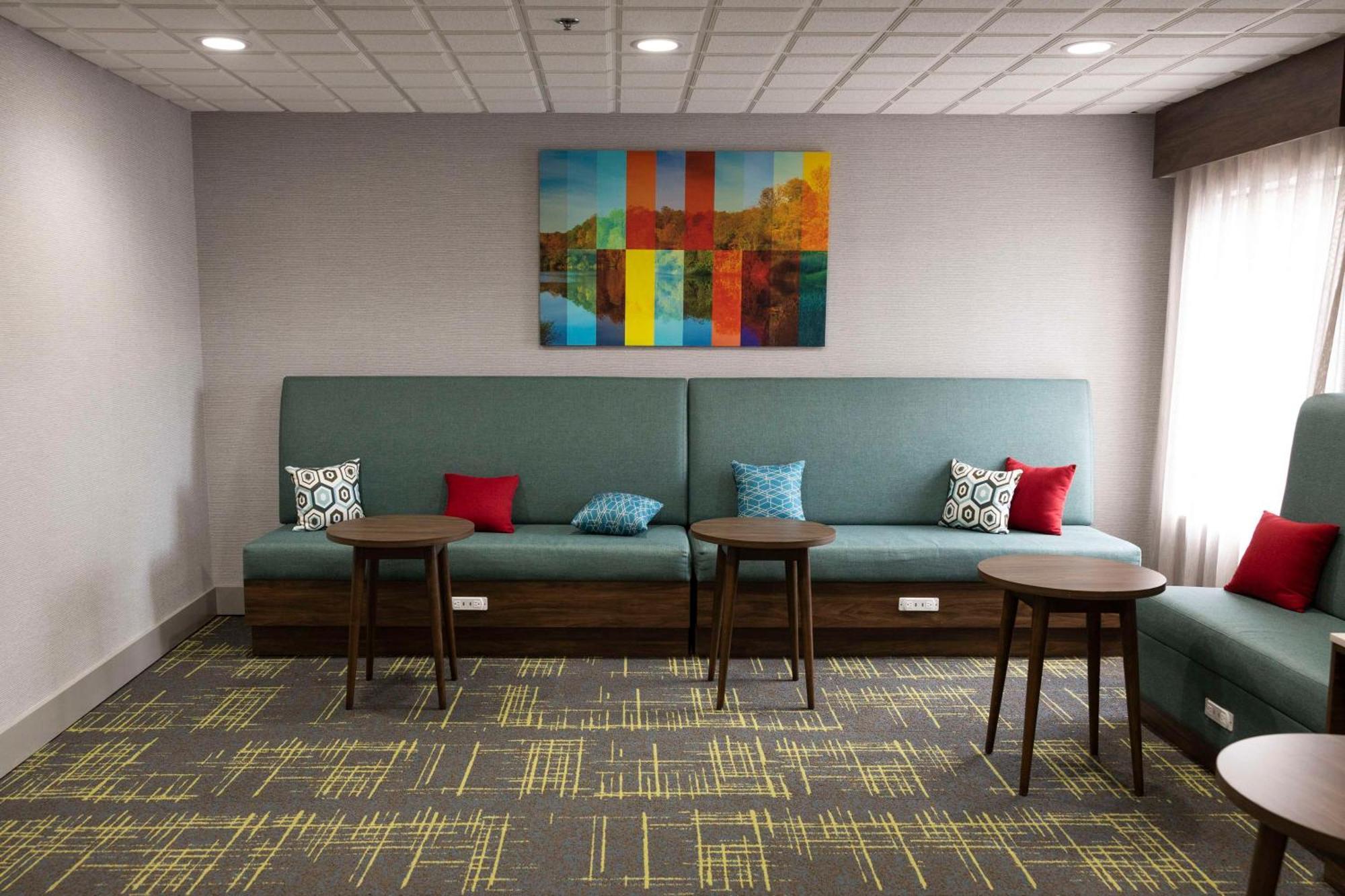 Hampton Inn Kent/Akron Area Εξωτερικό φωτογραφία